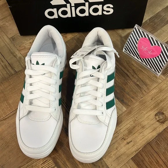 💚Adidas HARD COURT LOW J NWT - Picture 4 of 7